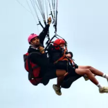 Centre de Velay Ouest (Loudes) - Vacances - Galerie Parachute Ados