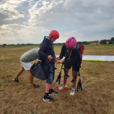 Centre de Velay Ouest (Loudes) - Vacances - Galerie Parachute Ados