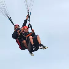 Centre de Velay Ouest (Loudes) - Vacances - Galerie Parachute Ados