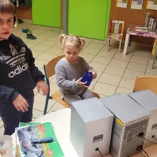 Centre de Bains & Solignac - Mercredis - Galerie Les vers de terres