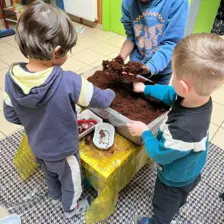 Centre de Bains & Solignac - Mercredis - Galerie Les vers de terres