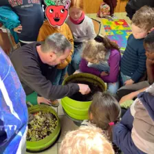 Centre de Bains & Solignac - Mercredis - Galerie Les vers de terres