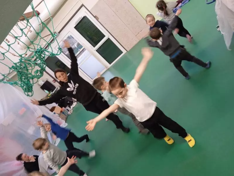 Centre de Velay Ouest (Allègre - Saint Paulien) - Vacances - Galerie Le jour je bouge, la nuit je rêve février 2026