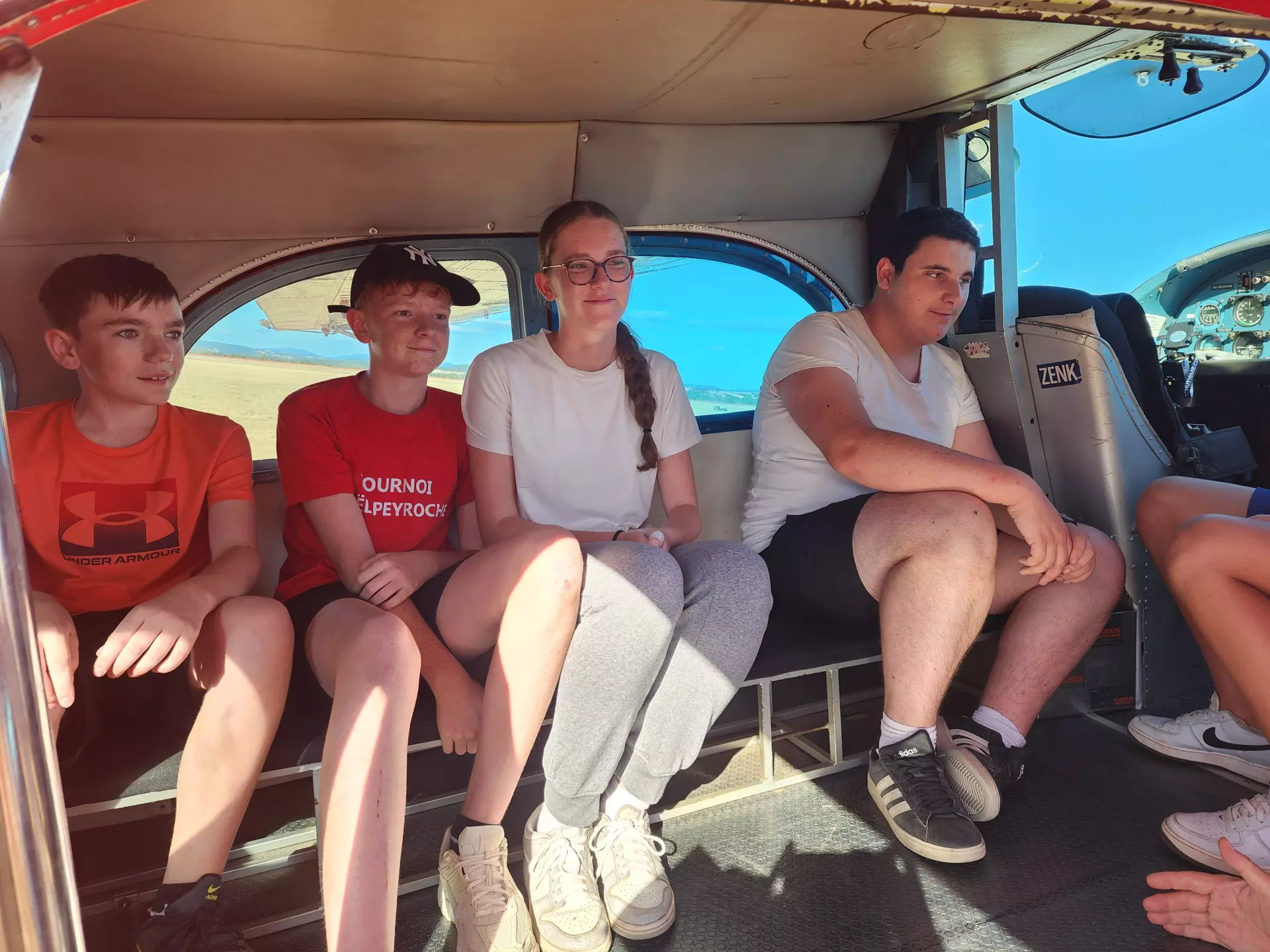 Centre de Velay Ouest (Loudes) - Vacances - Galerie Parachute Ados