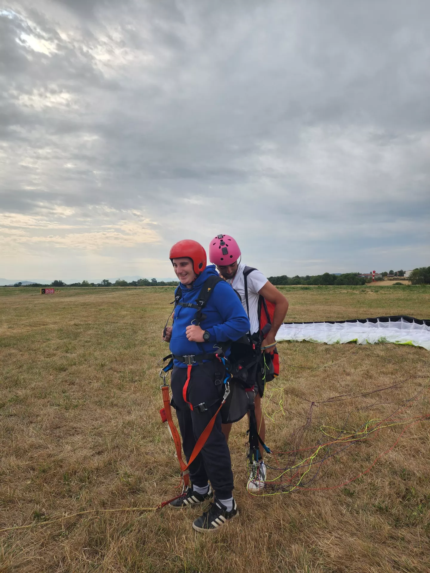 Centre de Velay Ouest (Loudes) - Vacances - Galerie Parachute Ados