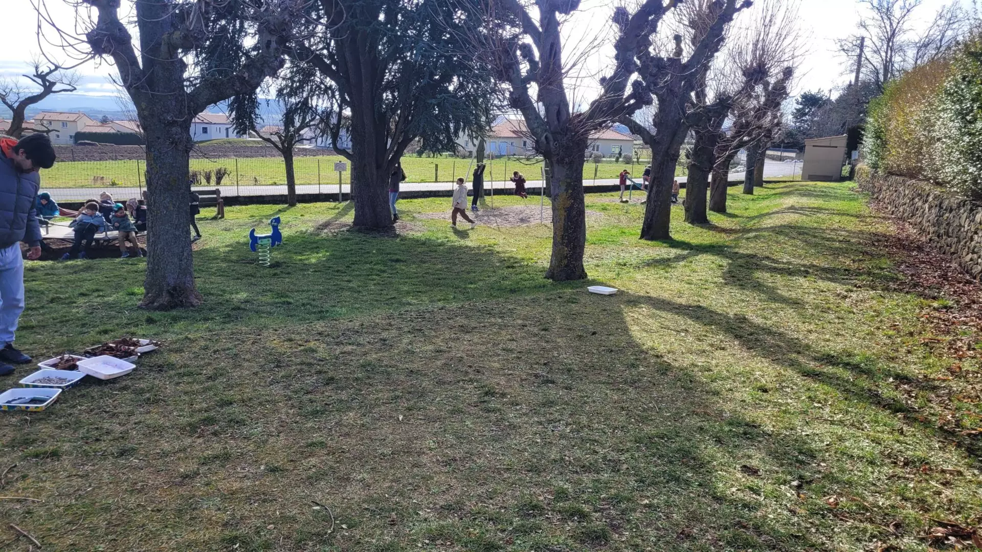 Centre de Bains & Solignac - Mercredis - Galerie Les vers de terres