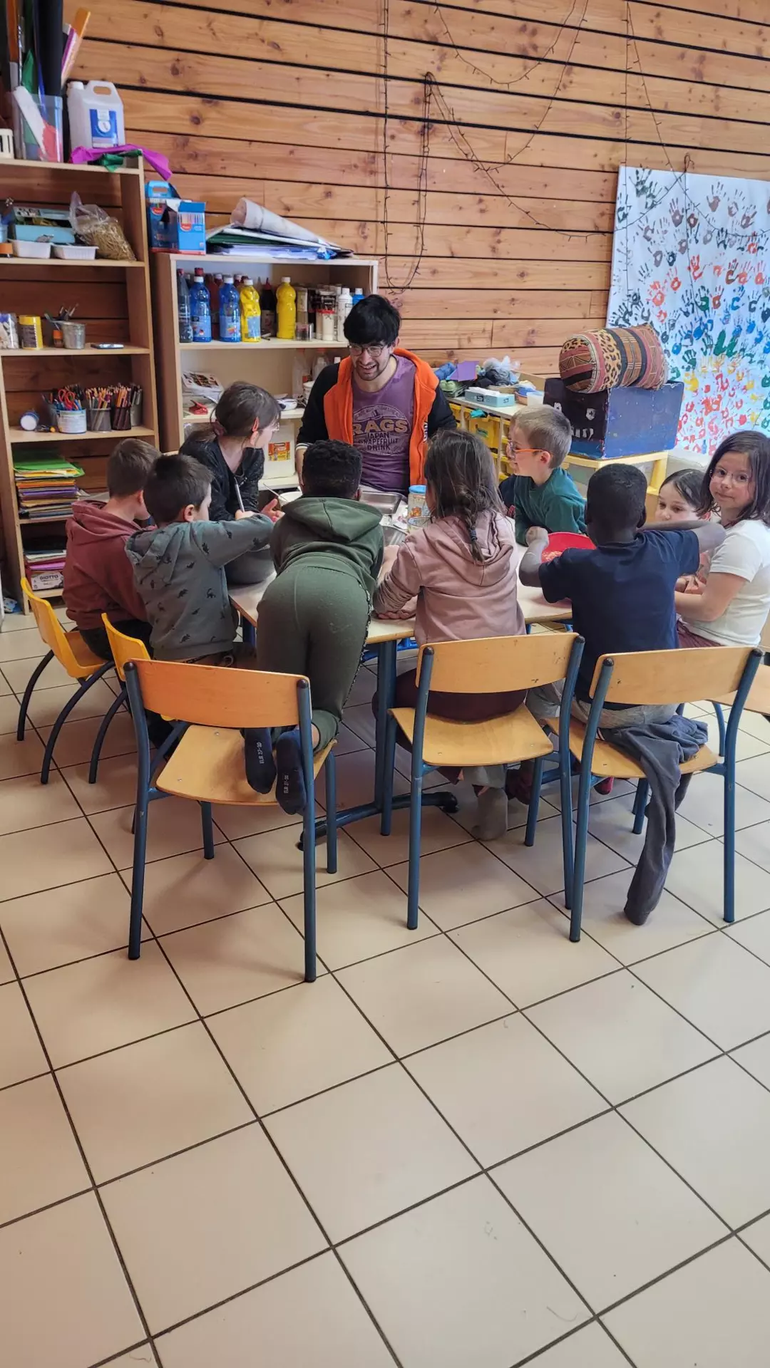 Centre de Bains & Solignac - Mercredis - Galerie Les vers de terres