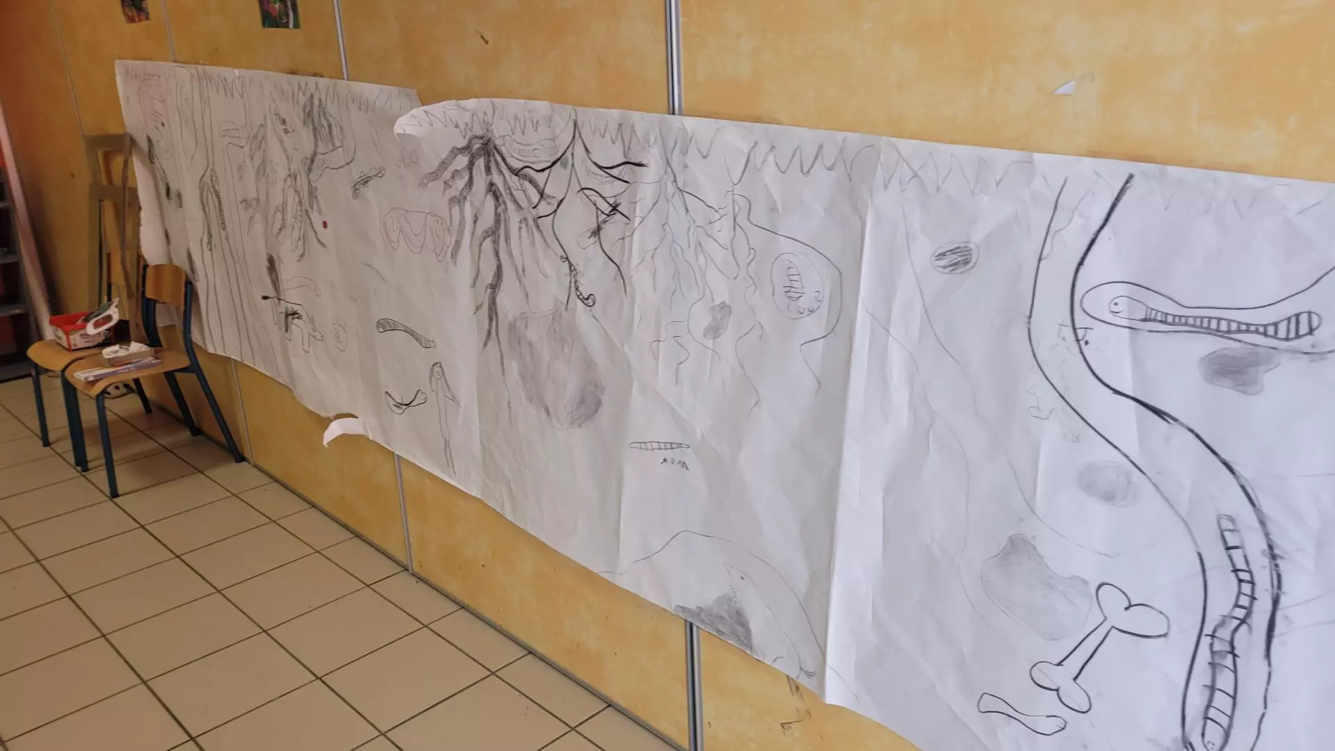 Centre de Bains & Solignac - Mercredis - Galerie Les vers de terres