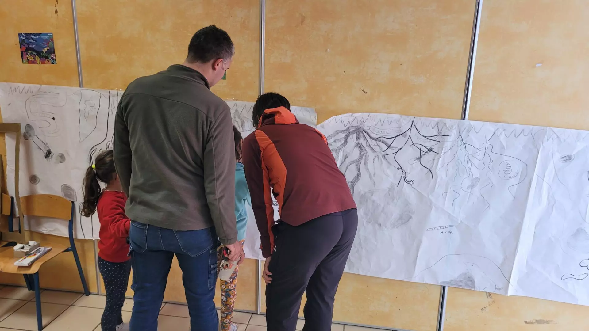 Centre de Bains & Solignac - Mercredis - Galerie Les vers de terres