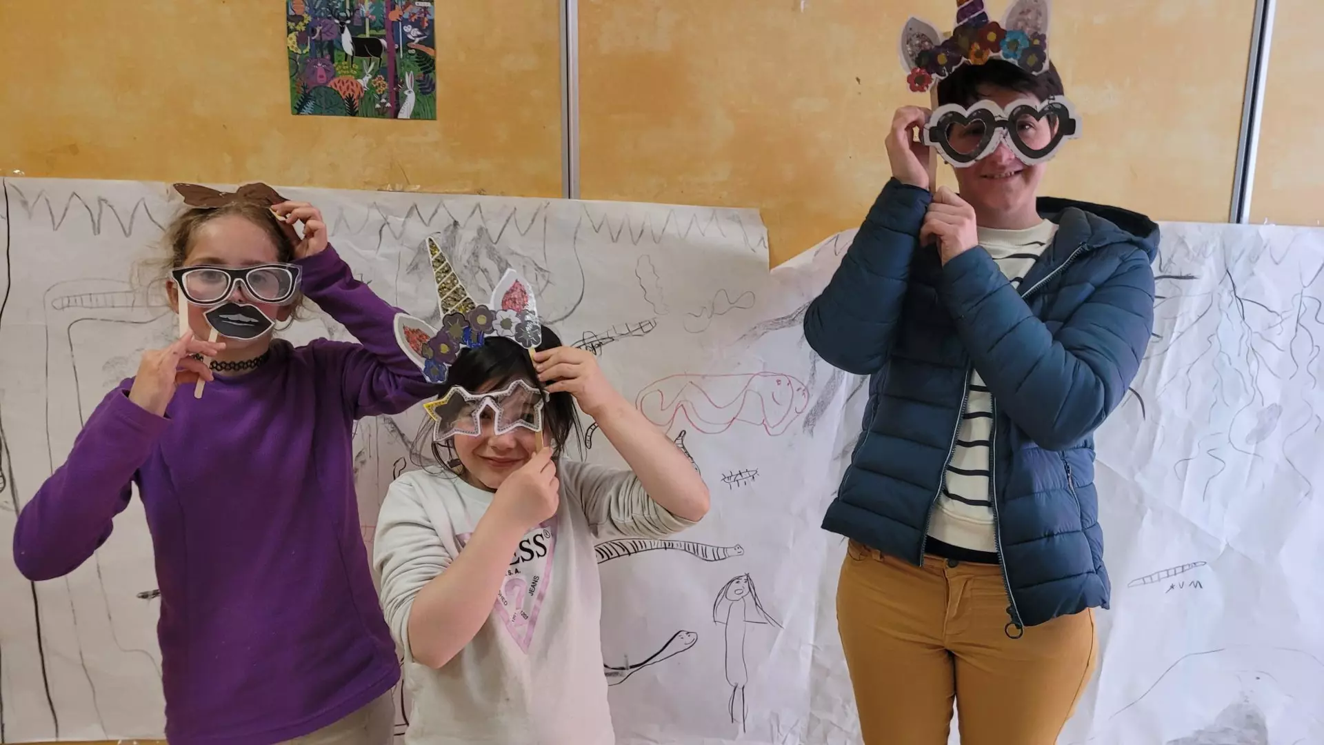 Centre de Bains & Solignac - Mercredis - Galerie Les vers de terres