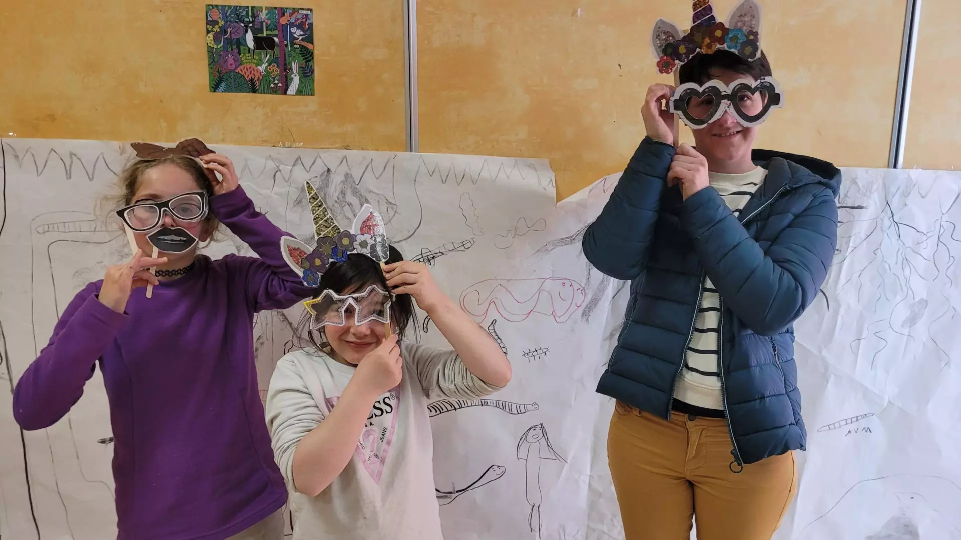 Centre de Bains & Solignac - Mercredis - Galerie Les vers de terres