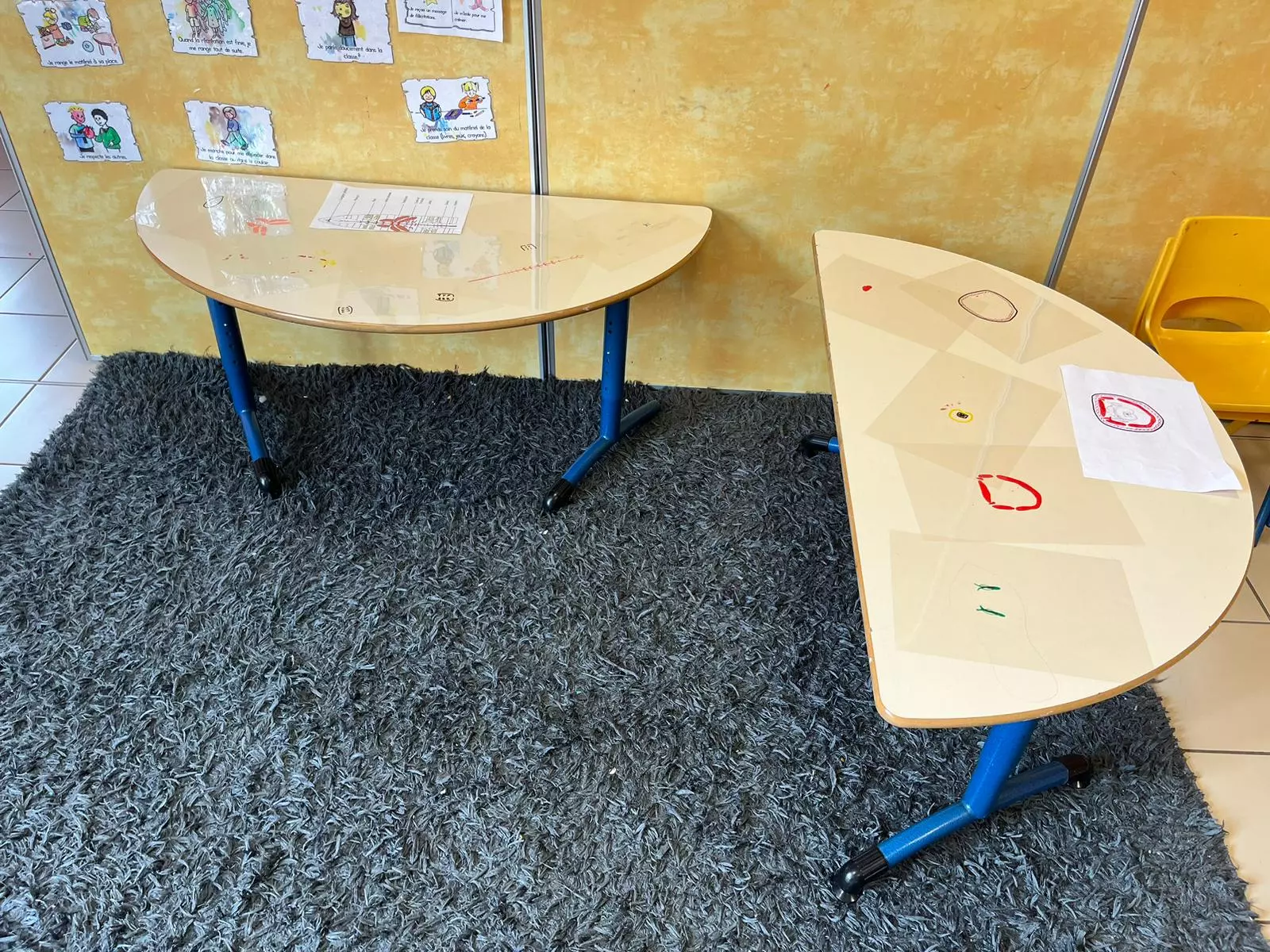 Centre de Bains & Solignac - Mercredis - Galerie Les vers de terres