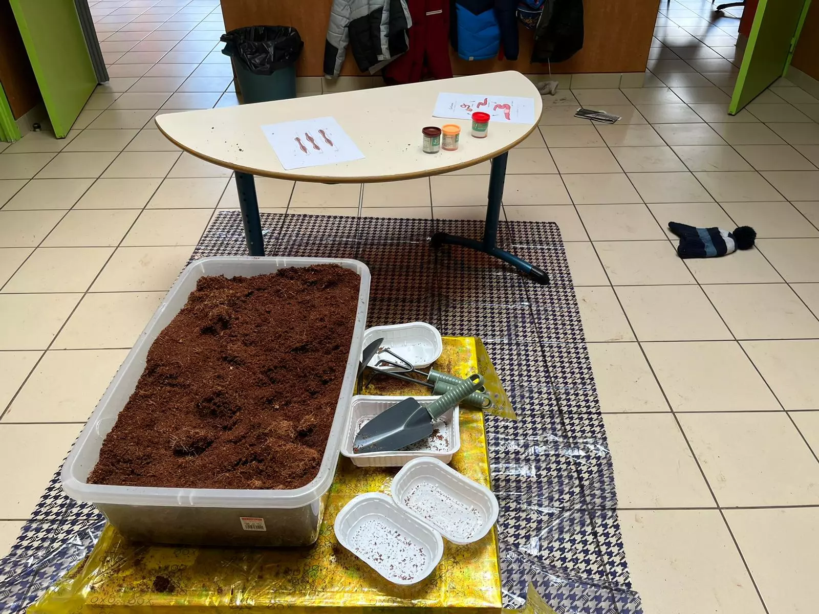 Centre de Bains & Solignac - Mercredis - Galerie Les vers de terres