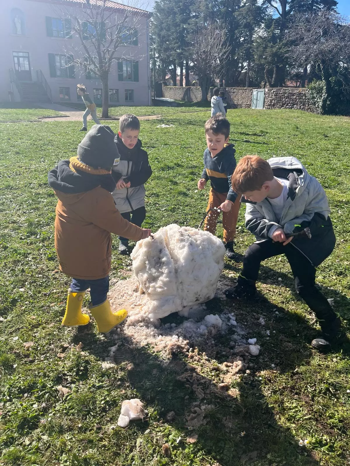 Centre de Bains & Solignac - Mercredis - Galerie Les vers de terres