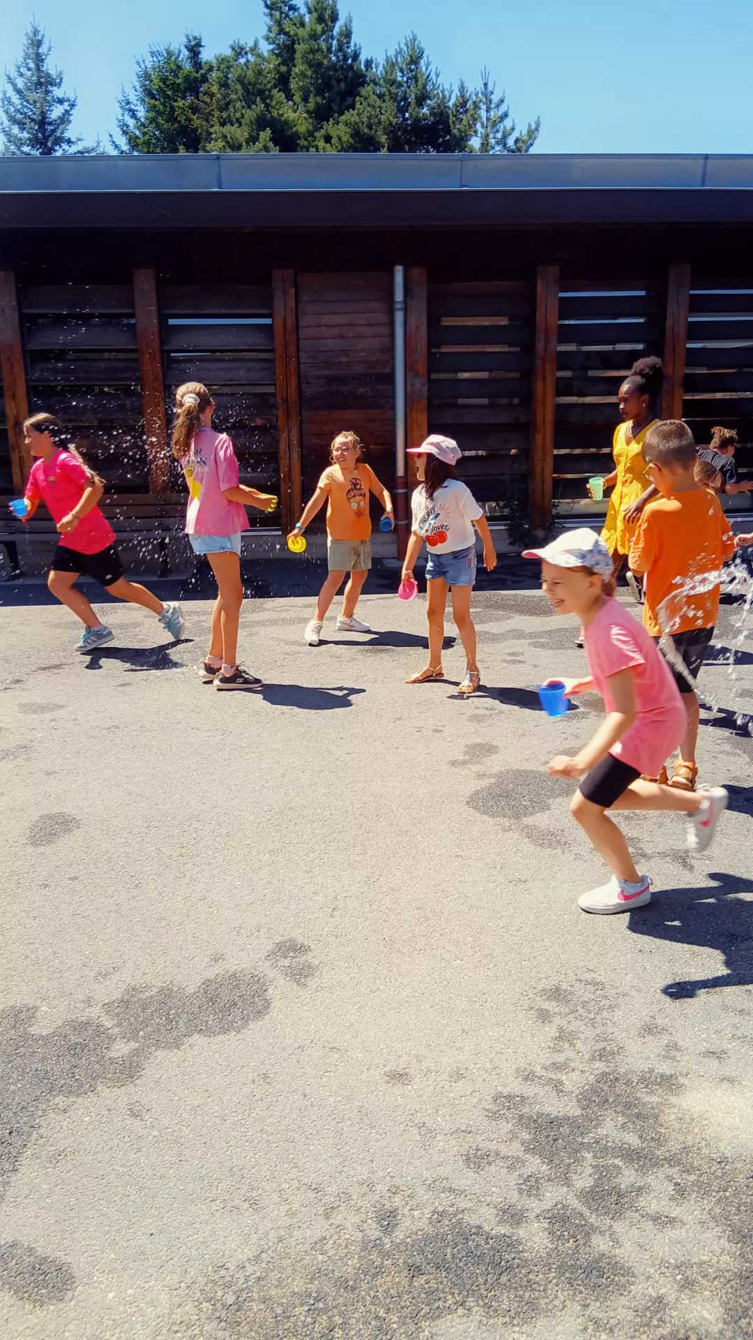 Centre de Bains & Solignac - Vacances - Galerie Juillet 2025