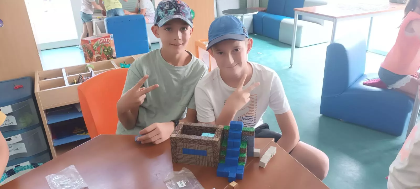 Centre de Velay Ouest (Loudes) - Vacances - Galerie JUILLET 2025 "pareil/pas pareil"