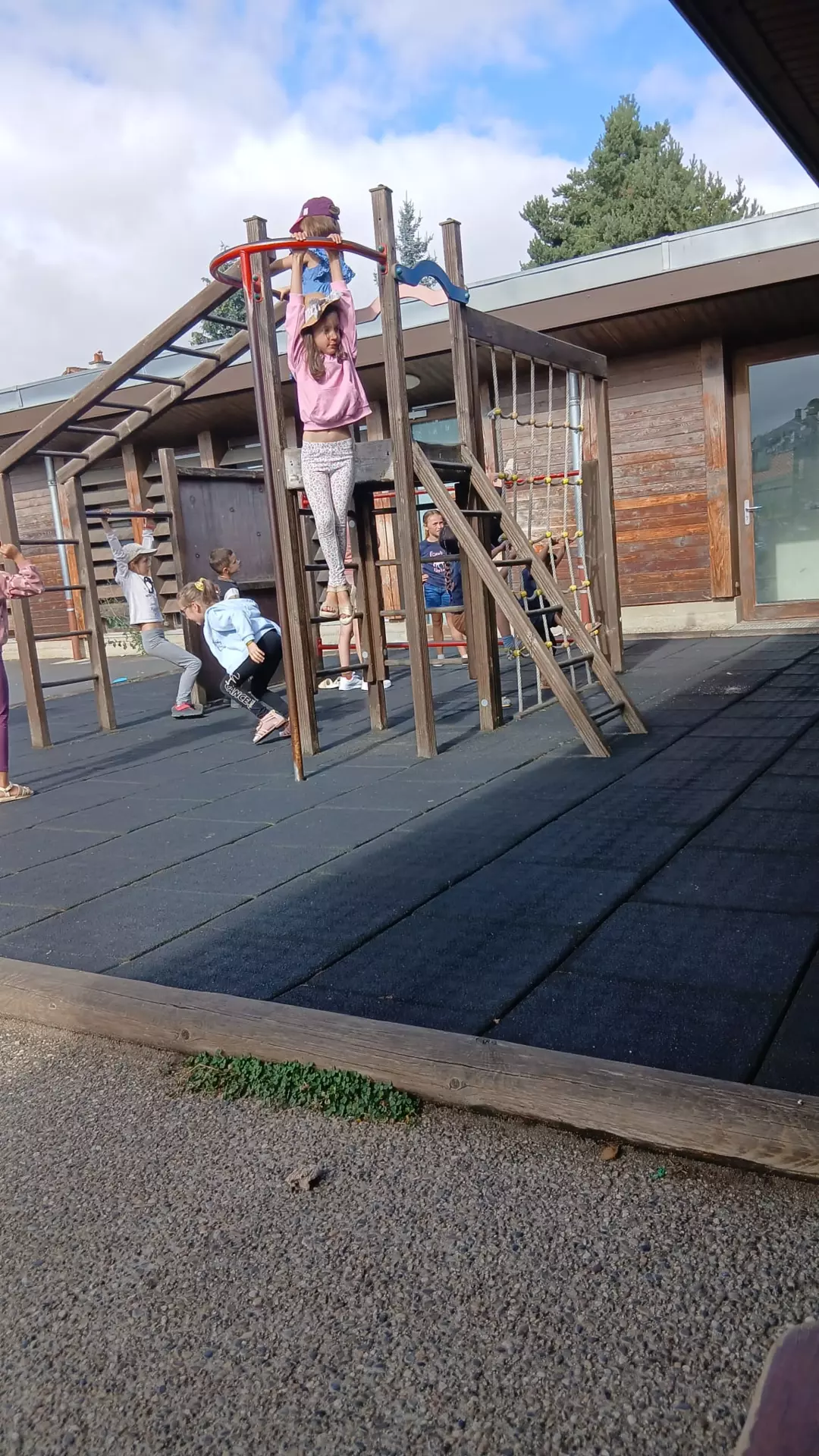 Centre de Bains & Solignac - Vacances - Galerie Juillet 2025