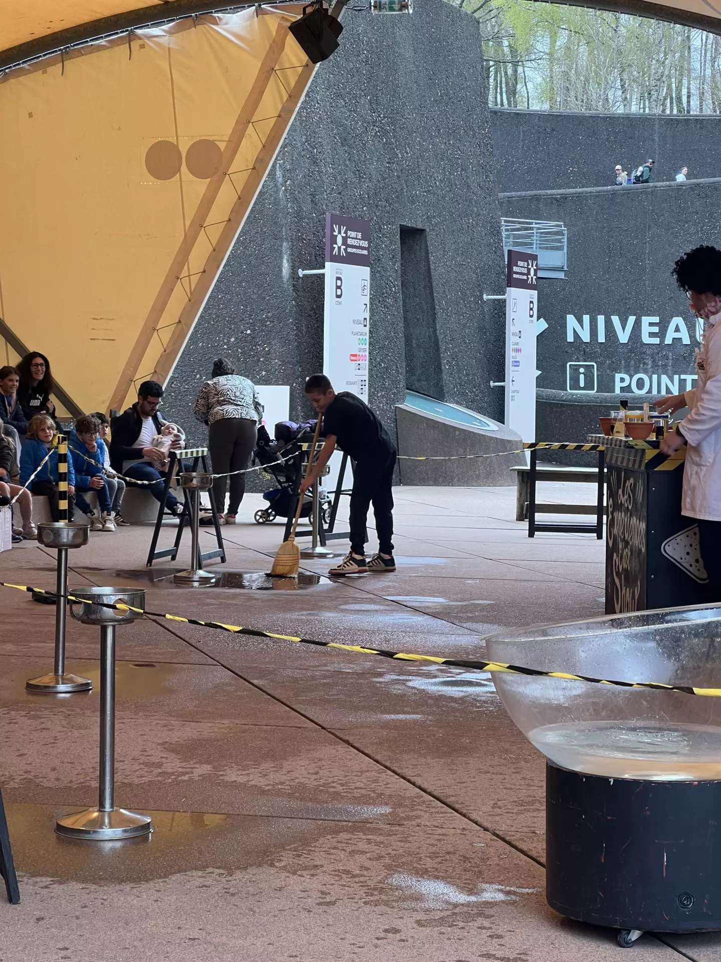 Centre de Langeac (Val Fleuri) - Vacances - Galerie Camps "Volcans & Minéraux"