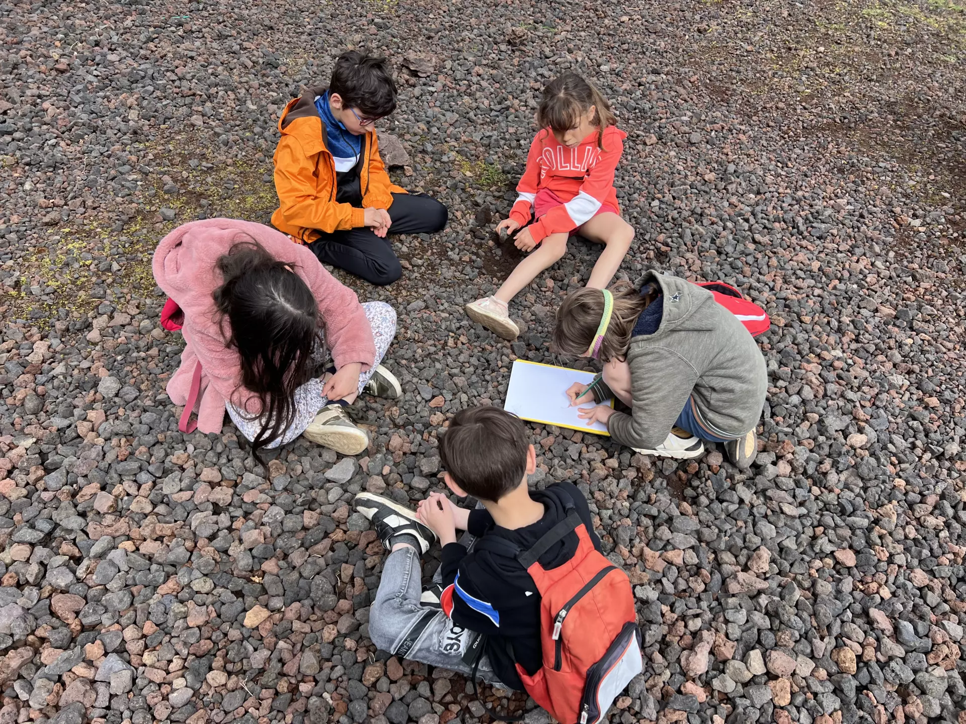 Centre de Langeac (Val Fleuri) - Vacances - Galerie Camps "Volcans & Minéraux"