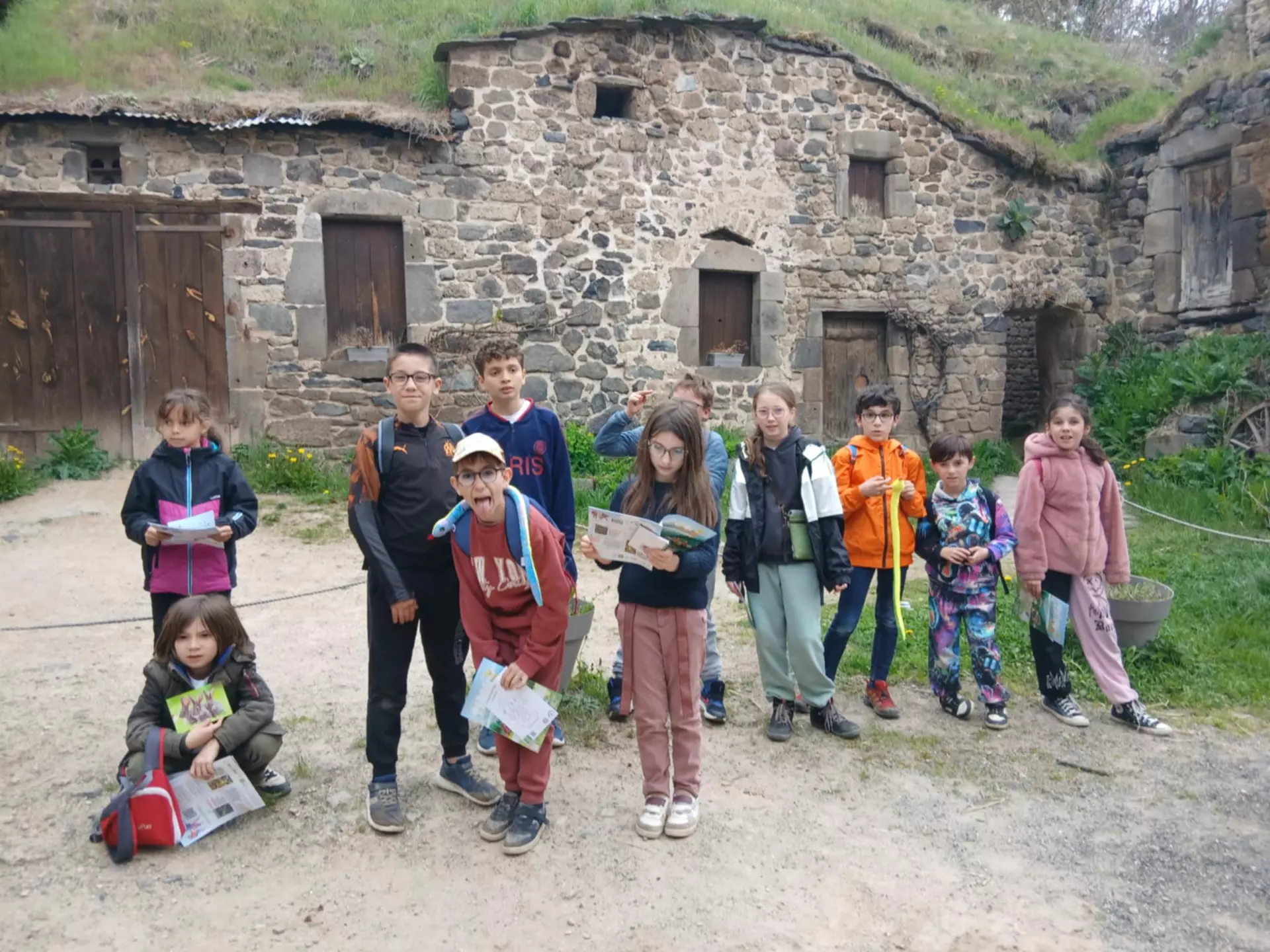 Centre de Langeac (Val Fleuri) - Vacances - Galerie Camps "Volcans & Minéraux"
