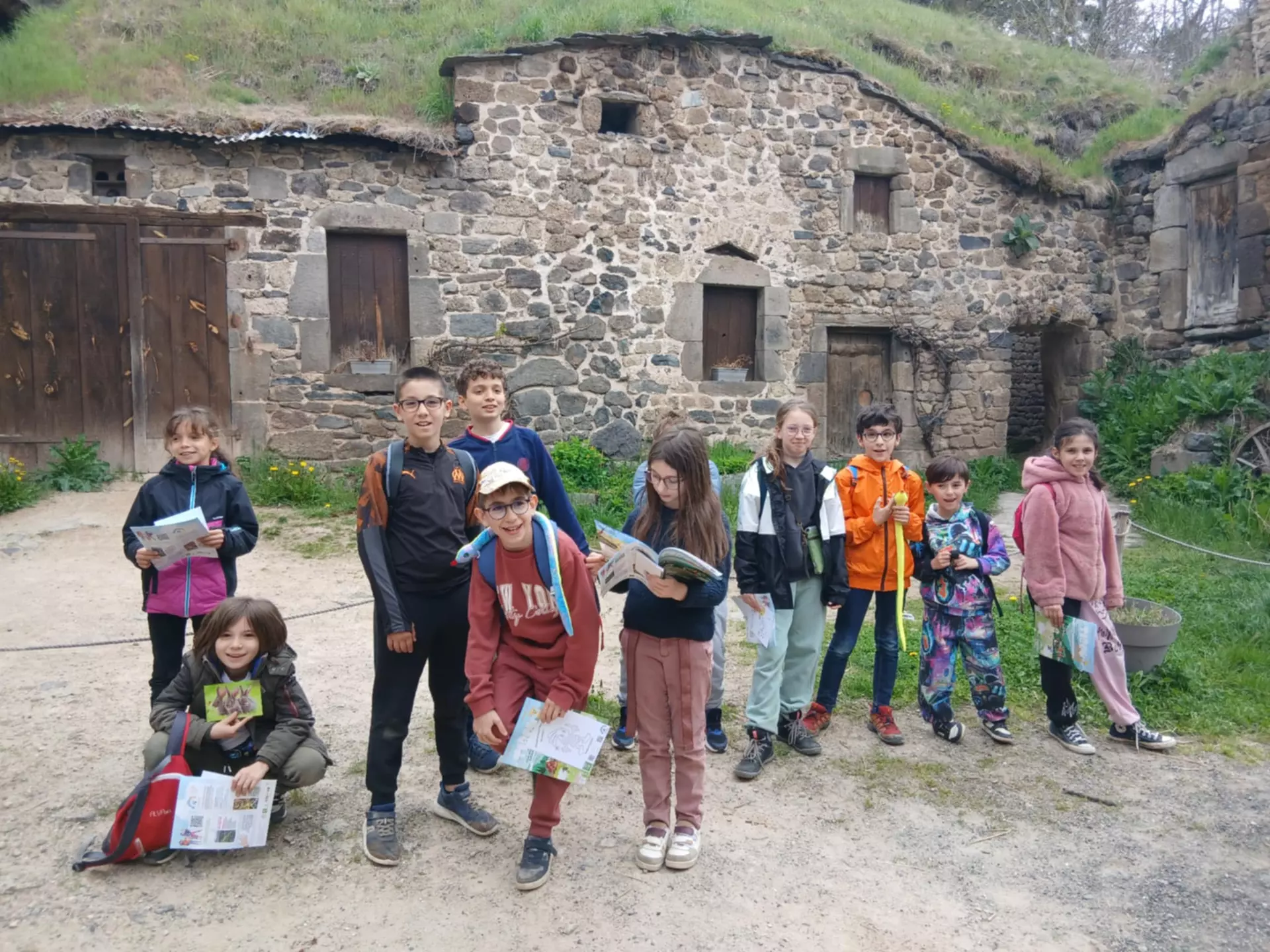 Centre de Langeac (Val Fleuri) - Vacances - Galerie Camps "Volcans & Minéraux"