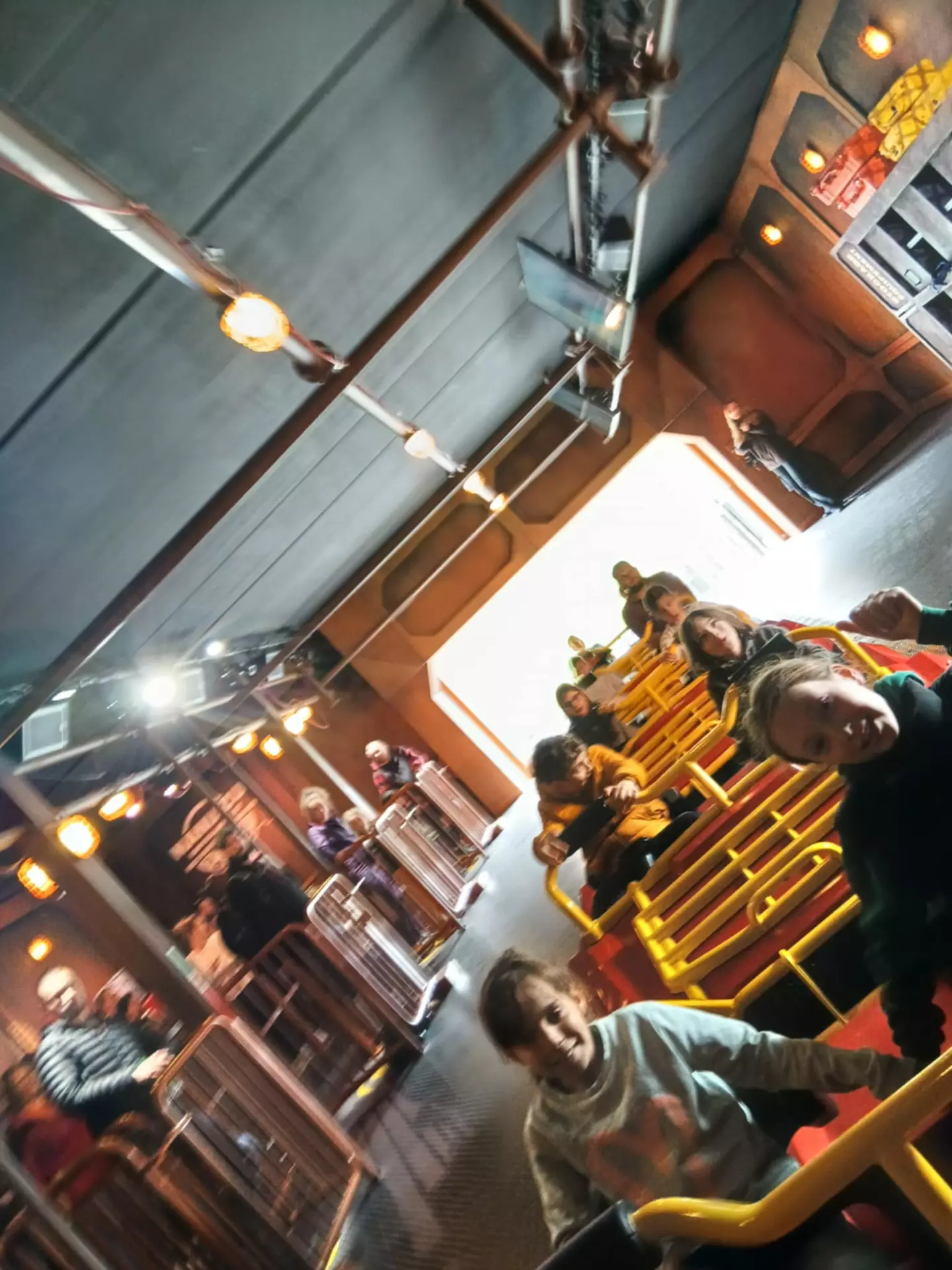 Centre de Langeac (Val Fleuri) - Vacances - Galerie Camps "Volcans & Minéraux"